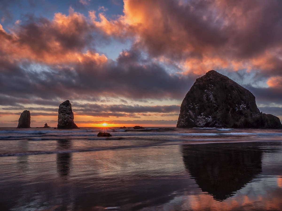 Haystack Rock, Cannon Beach, OR
